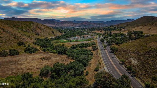 146 Symphony Lane, Oak Park, CA 91377