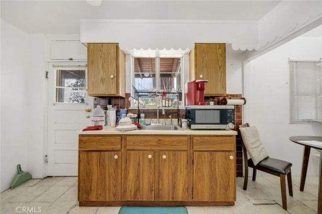 447 W Avenue 37, Los Angeles, CA 90065