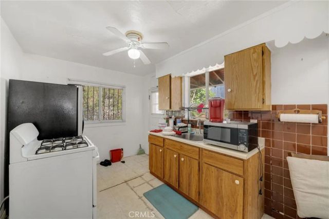 447 W Avenue 37, Los Angeles, CA 90065