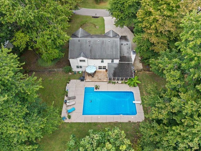 3712 Chestnut Way, Pierce Twp, OH 45102
