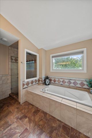 3712 Chestnut Way, Pierce Twp, OH 45102