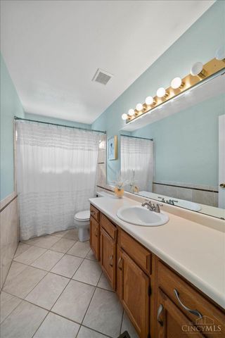 3712 Chestnut Way, Pierce Twp, OH 45102
