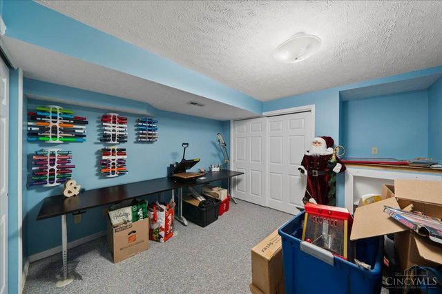 3712 Chestnut Way, Pierce Twp, OH 45102