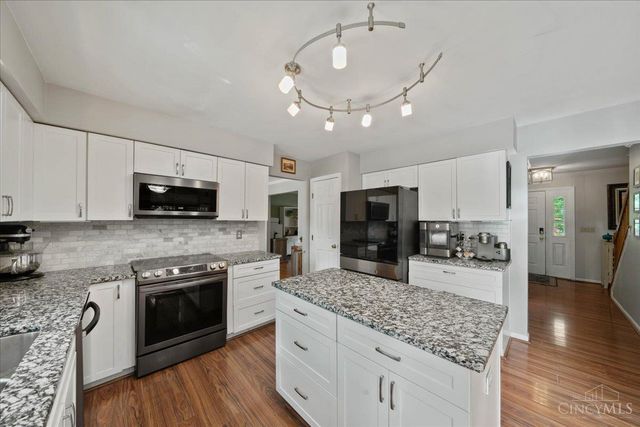 3712 Chestnut Way, Pierce Twp, OH 45102