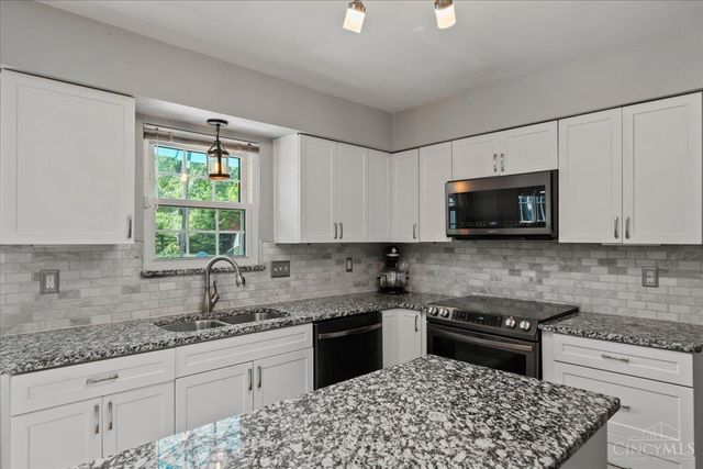 3712 Chestnut Way, Pierce Twp, OH 45102