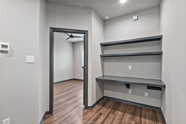 1451 Associates Avenue 707, College Station, TX 77845