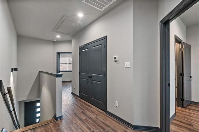 1451 Associates Avenue 707, College Station, TX 77845