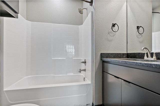 1451 Associates Avenue 707, College Station, TX 77845