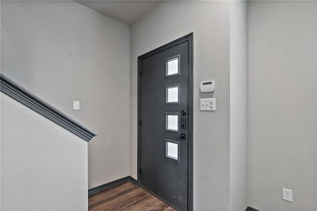 1451 Associates Avenue 707, College Station, TX 77845