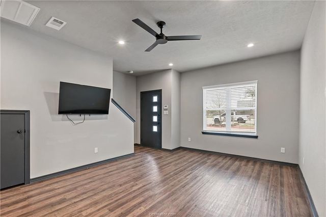 1451 Associates Avenue 707, College Station, TX 77845