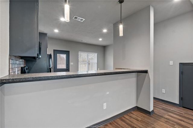 1451 Associates Avenue 707, College Station, TX 77845