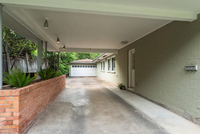 10613 Willowgrove Drive, Houston, TX 77035