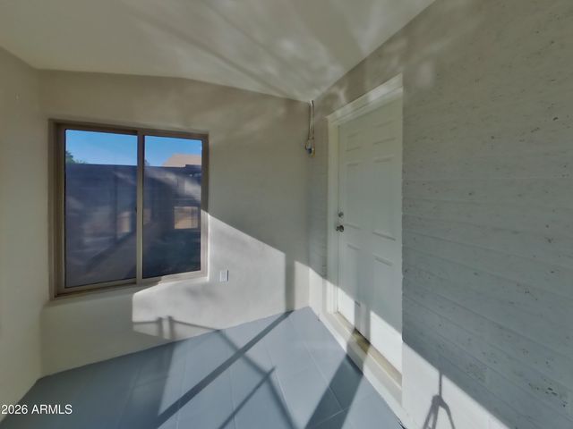 10717 W CAMPBELL Avenue, Phoenix, AZ 85037