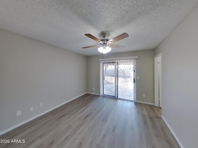 10717 W CAMPBELL Avenue, Phoenix, AZ 85037