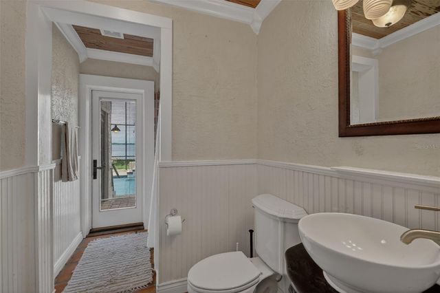 6118 DORA DR, Mount Dora, FL 32757