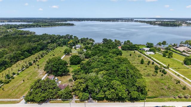 6118 DORA DR, Mount Dora, FL 32757