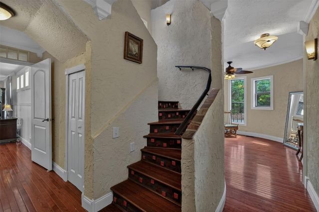 6118 DORA DR, Mount Dora, FL 32757