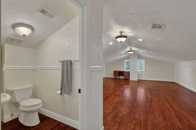 6118 DORA DR, Mount Dora, FL 32757