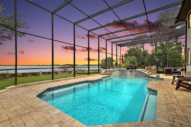 6118 DORA DR, Mount Dora, FL 32757