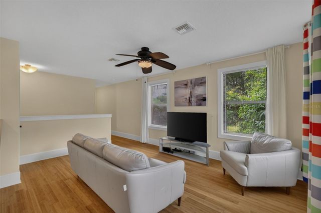 6118 DORA DR, Mount Dora, FL 32757