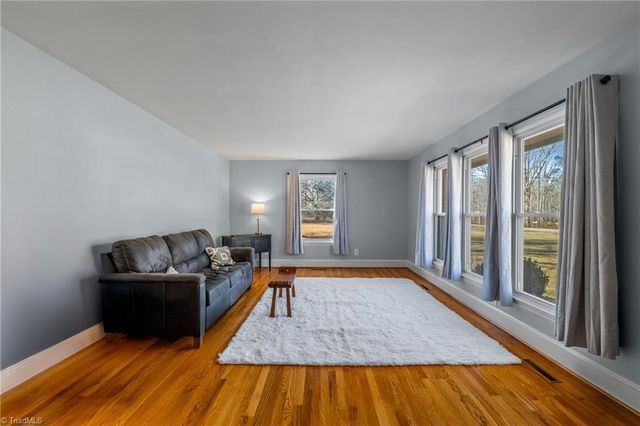 6356 Skylark Road, Pfafftown, NC 27040