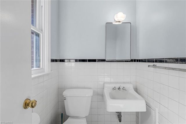 6356 Skylark Road, Pfafftown, NC 27040