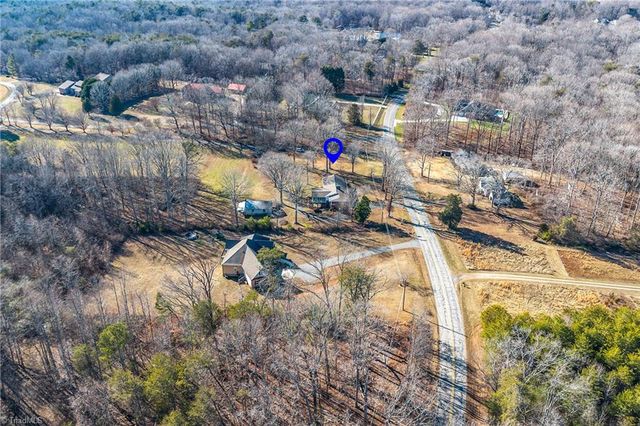 6356 Skylark Road, Pfafftown, NC 27040