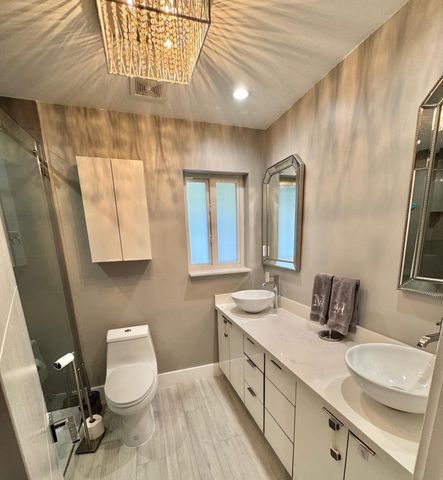 14231 LAKE CANDLEWOOD Court, Miami Lakes, FL 33014