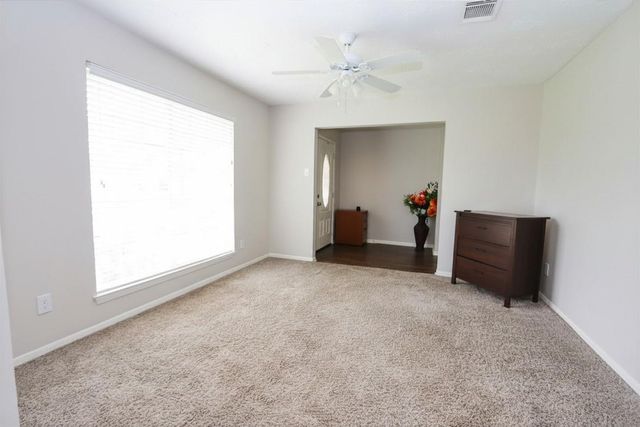 7318 Towerview Lane, Houston, TX 77489