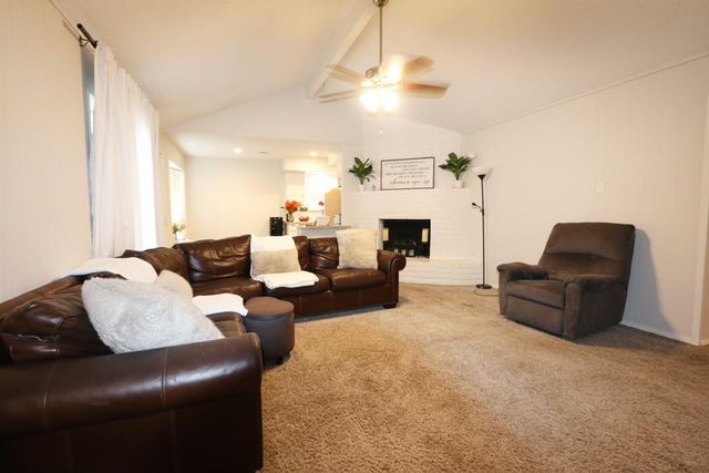 7318 Towerview Lane, Houston, TX 77489