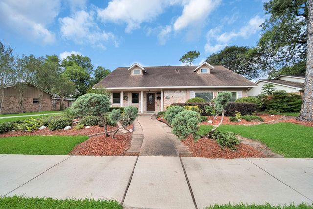 10438 Rustic Gate Road, La Porte, TX 77571
