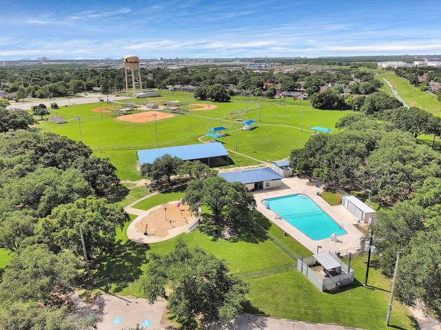 10438 Rustic Gate Road, La Porte, TX 77571