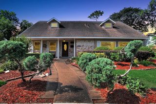 10438 Rustic Gate Road, La Porte, TX 77571