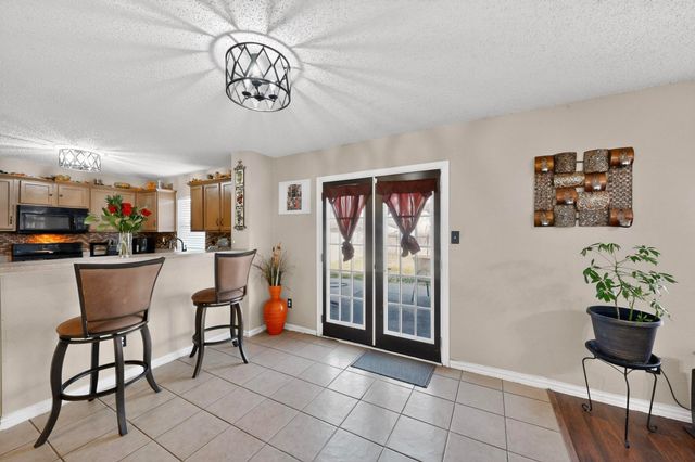 7815 Regent Drive, Arlington, TX 76001