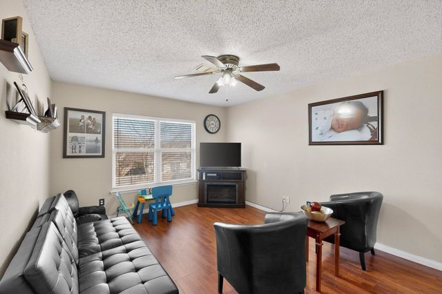 7815 Regent Drive, Arlington, TX 76001