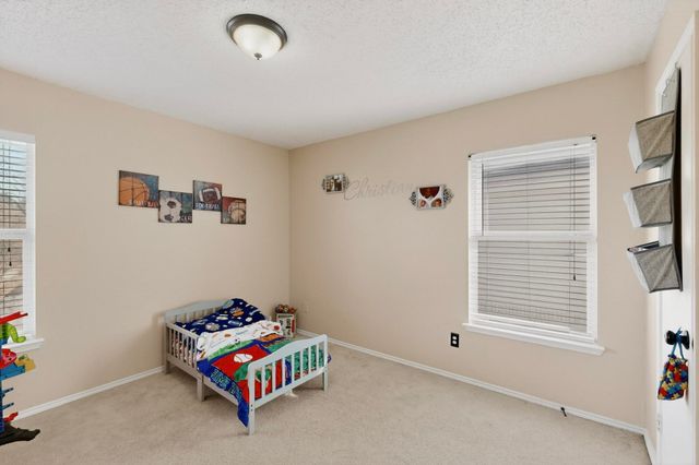 7815 Regent Drive, Arlington, TX 76001