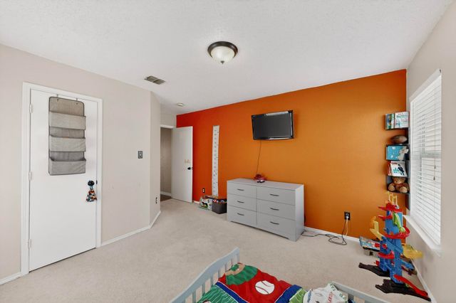 7815 Regent Drive, Arlington, TX 76001