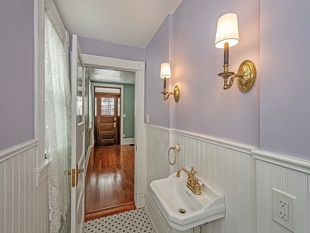 130 Boroview Ave, Scott Twp, PA 15106