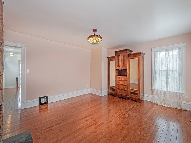 130 Boroview Ave, Scott Twp, PA 15106