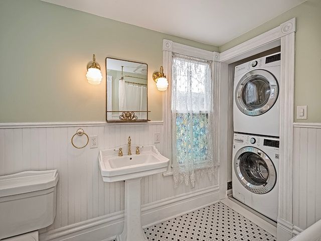 130 Boroview Ave, Scott Twp, PA 15106