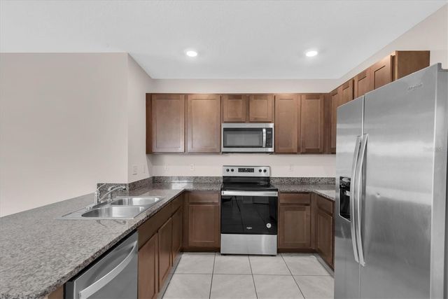 17066 OVAL RUM DRIVE, Wimauma, FL 33598