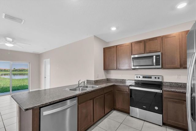 17066 OVAL RUM DRIVE, Wimauma, FL 33598