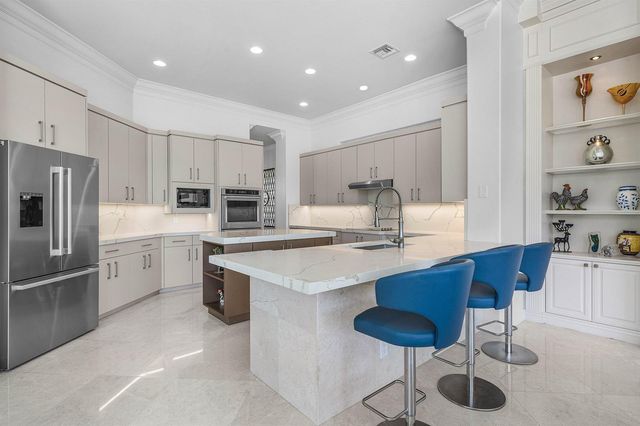 6411 Dorsay Court, Delray Beach, FL 33484