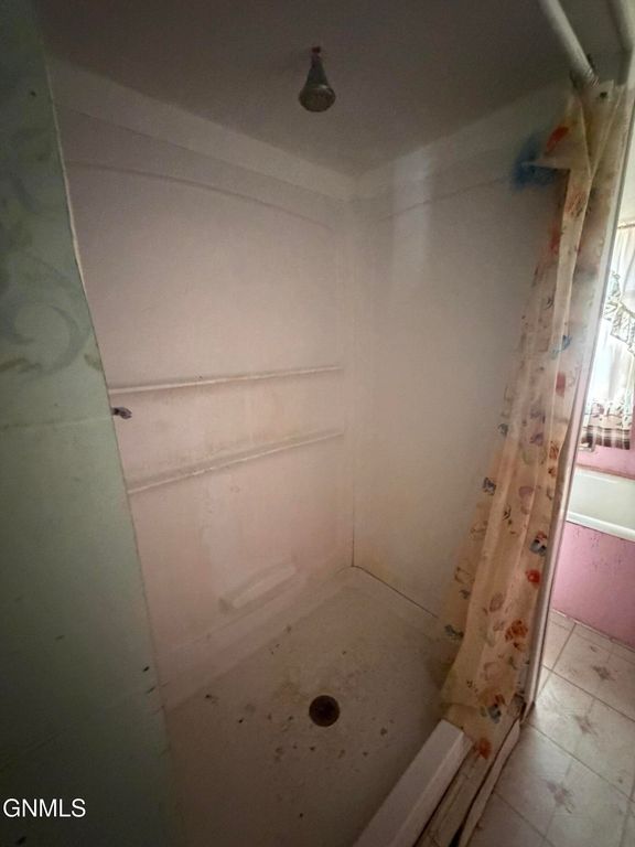 305 Washington, Noonan, ND 58765 photo 8