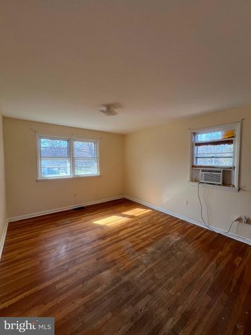 7297 JACKSONVILLE AVE, Manassas, VA 20109