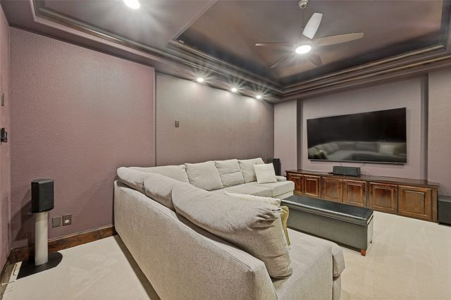 635 Fountainview Drive, Irving, TX 75039