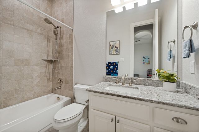 635 Fountainview Drive, Irving, TX 75039