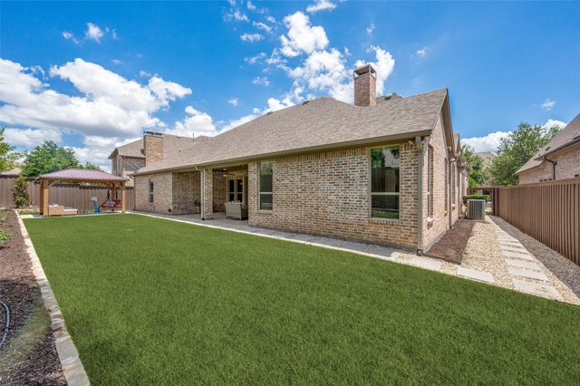 635 Fountainview Drive, Irving, TX 75039