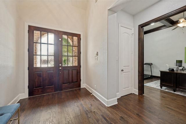 635 Fountainview Drive, Irving, TX 75039