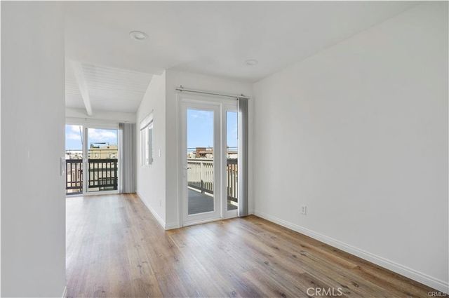 334 Palm Drive, Hermosa Beach, CA 90254